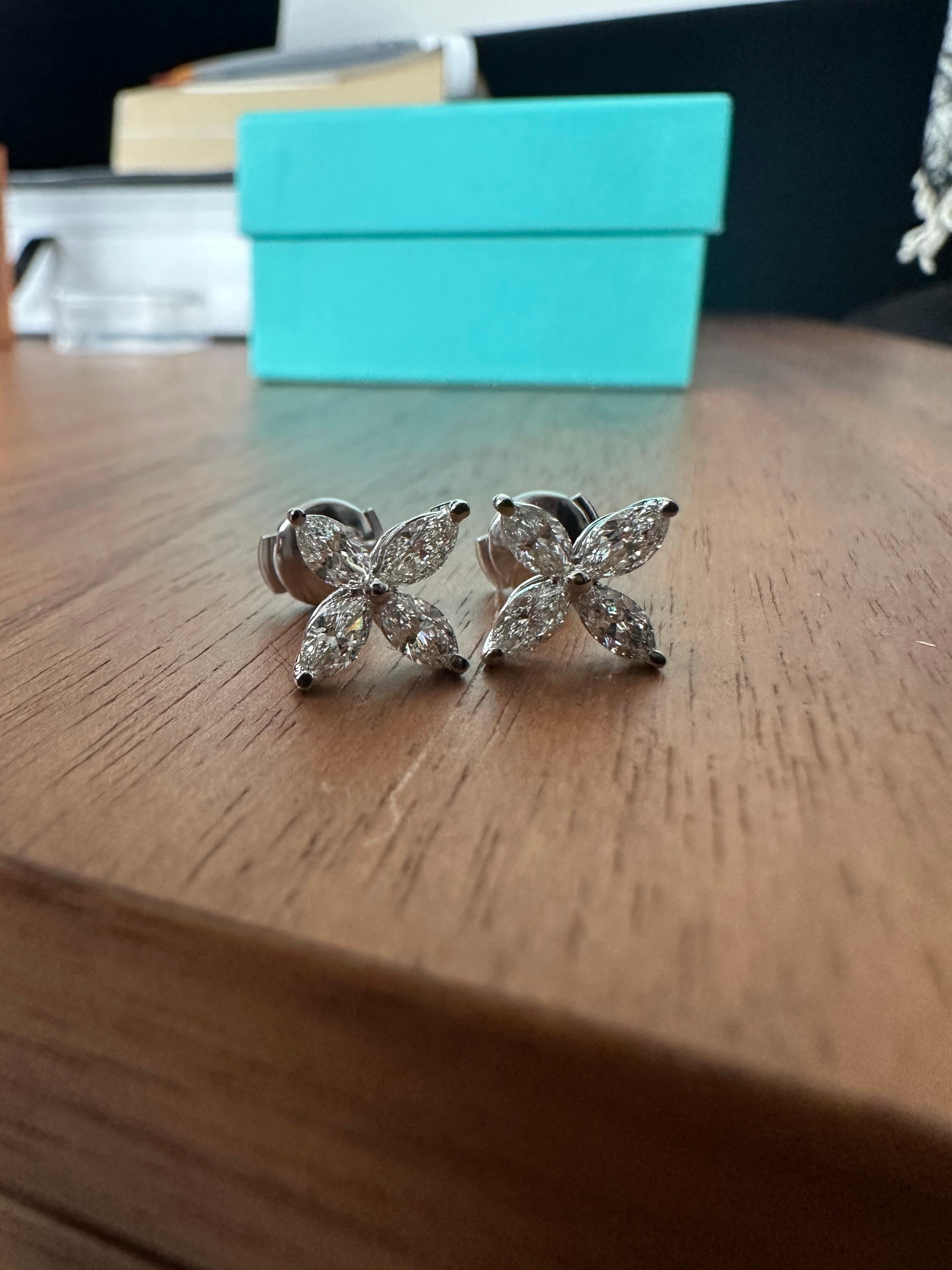 da uomo o donna Tiffany & Co. Orecchini grandi Victoria 1,62 ct platino in vendita