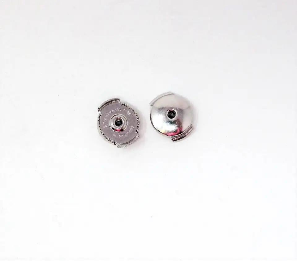 Tiffany Co Victoria Large Earrings , Studs 1.62 ctw In Excellent Condition In New York, NY
