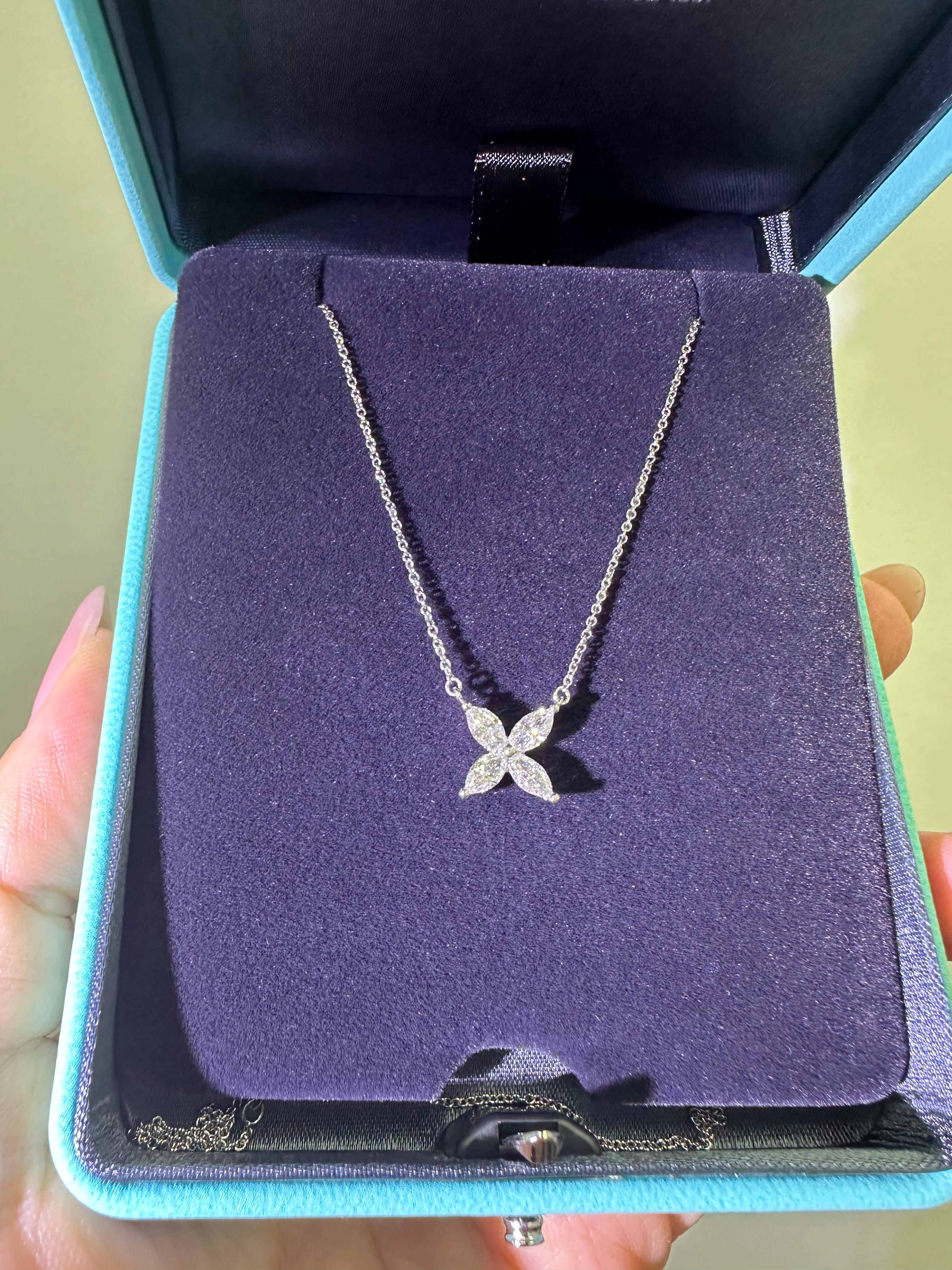Tiffany and Co Victoria large necklace made of platinum 950. 
0.81 ctw diamond pendant on 16 in chain 
4 Marquise diamonds in a platinum setting 
Come with the original box 
No defects , very minor signs of wear 

Thank you for considering, 
Golden