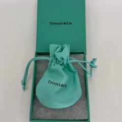 Tiffany & Co Victoria Marquise Cut Sapphire 18k Yellow Gold Pendant Necklace