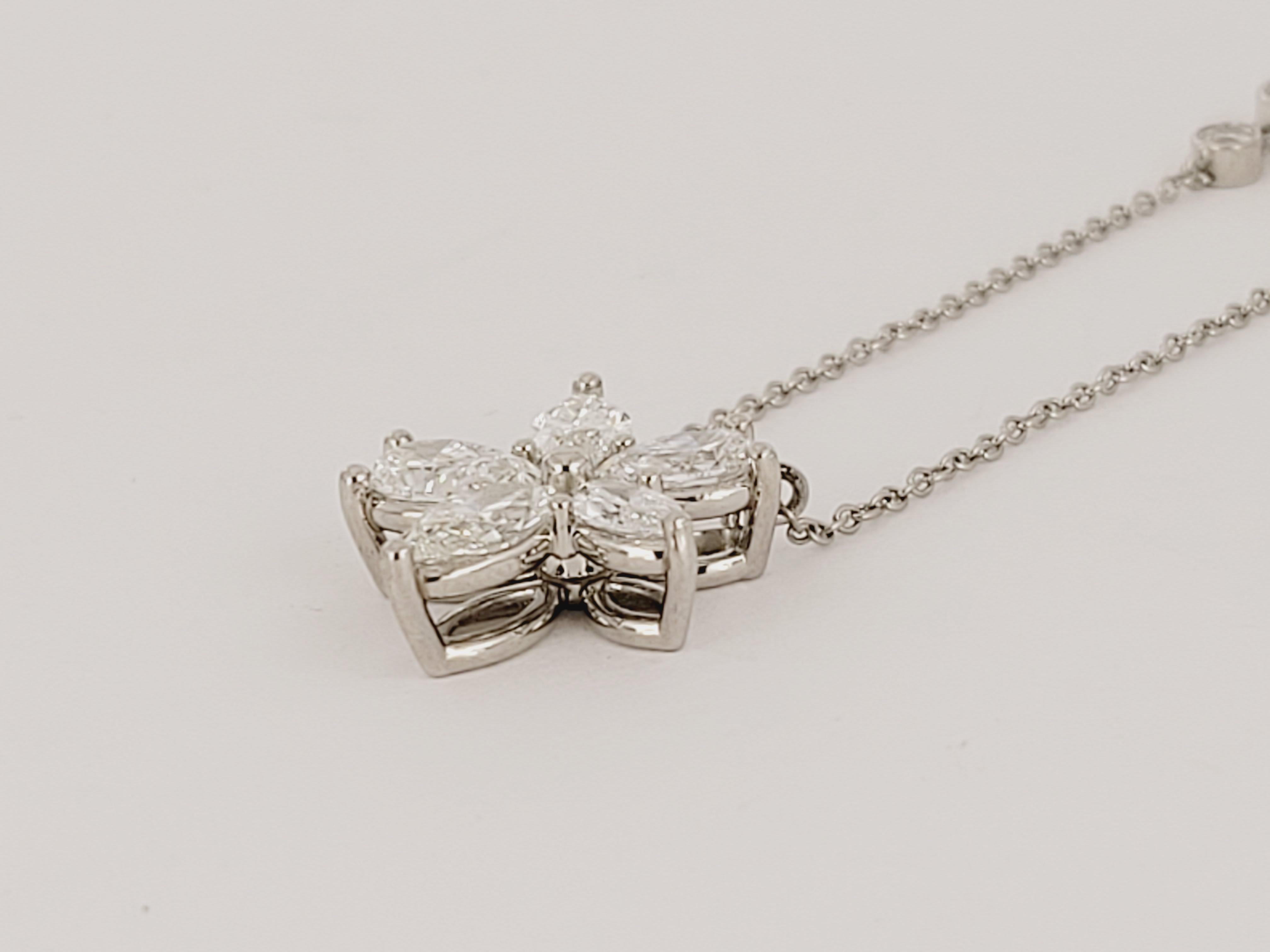 Donna Tiffany & Co. Ciondolo a grappolo misto extra large sulla catena PT950 in vendita