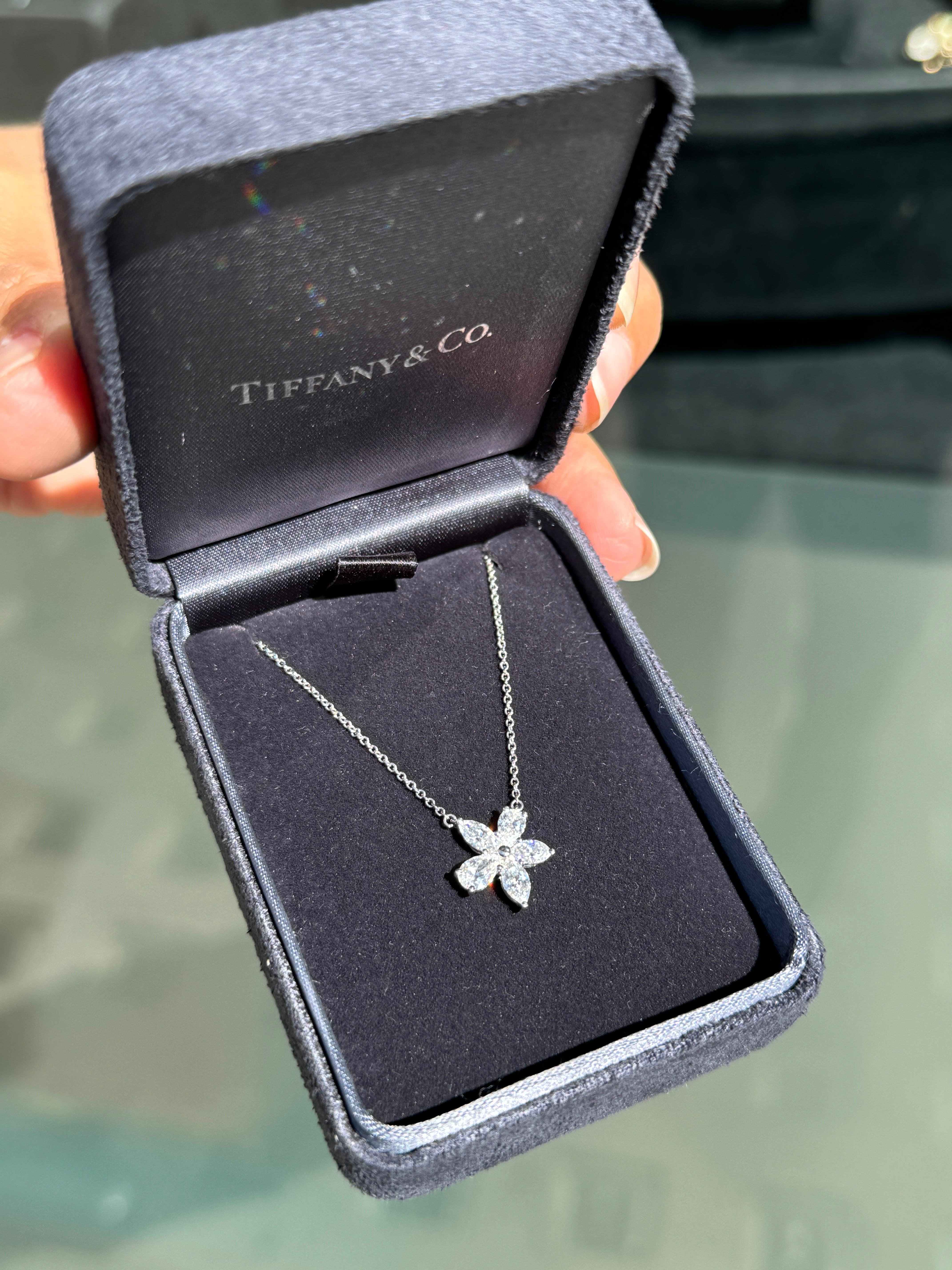 Tiffany & Co Victoria Mixed Diamond Cluster Platinum Pendant Necklace For Sale 3