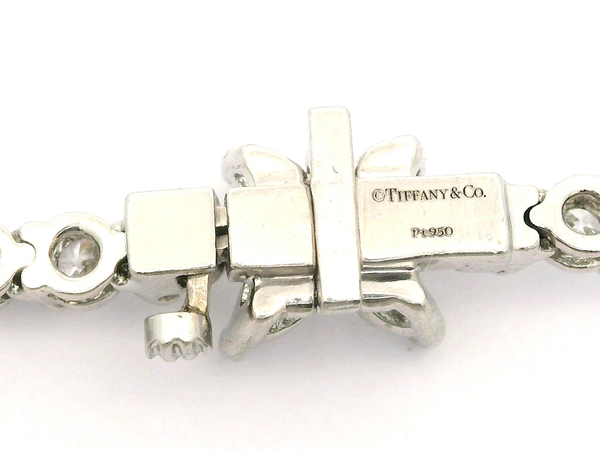 Tiffany & Co. Victoria Platin 10,18ctw Diamant abgestufte Tennis Halskette w Box Damen im Angebot