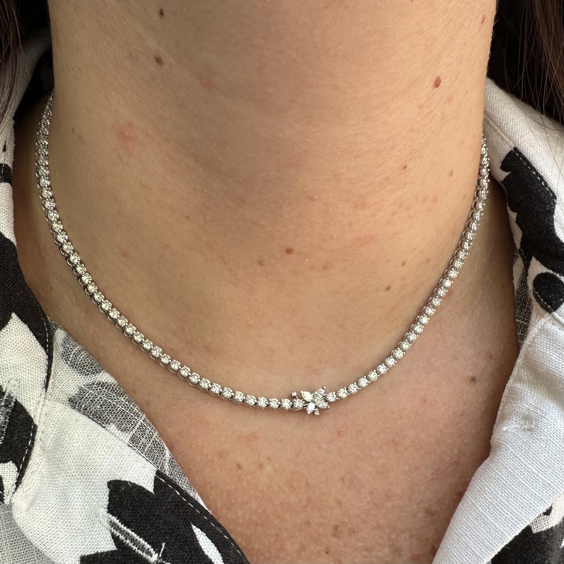 Tiffany & Co. Victoria Platin 10,18ctw Diamant abgestufte Tennis Halskette w Box im Angebot 2