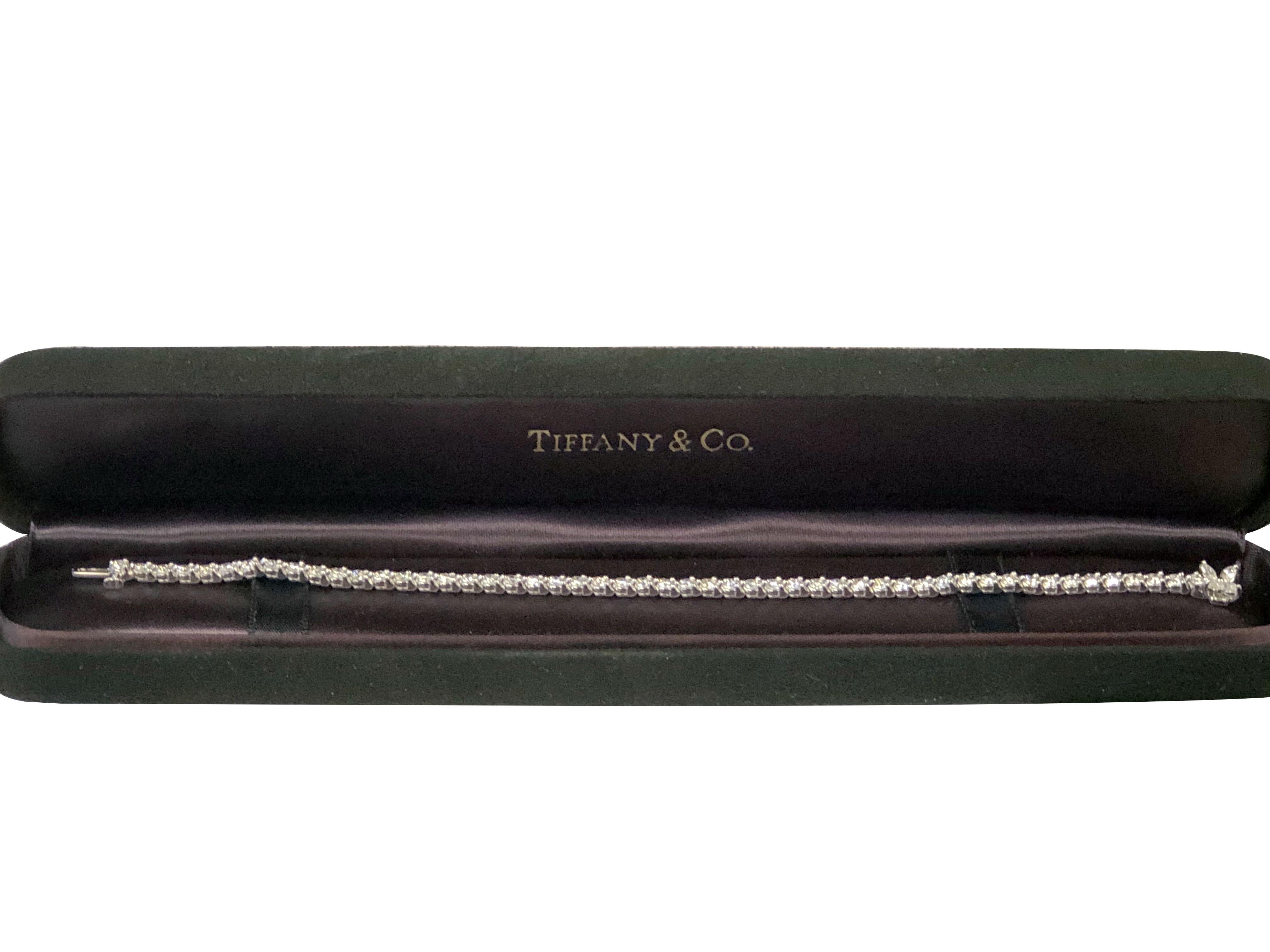 Tiffany & Co. Bracelet Victoria en platine et diamants de 3,20 carats 1