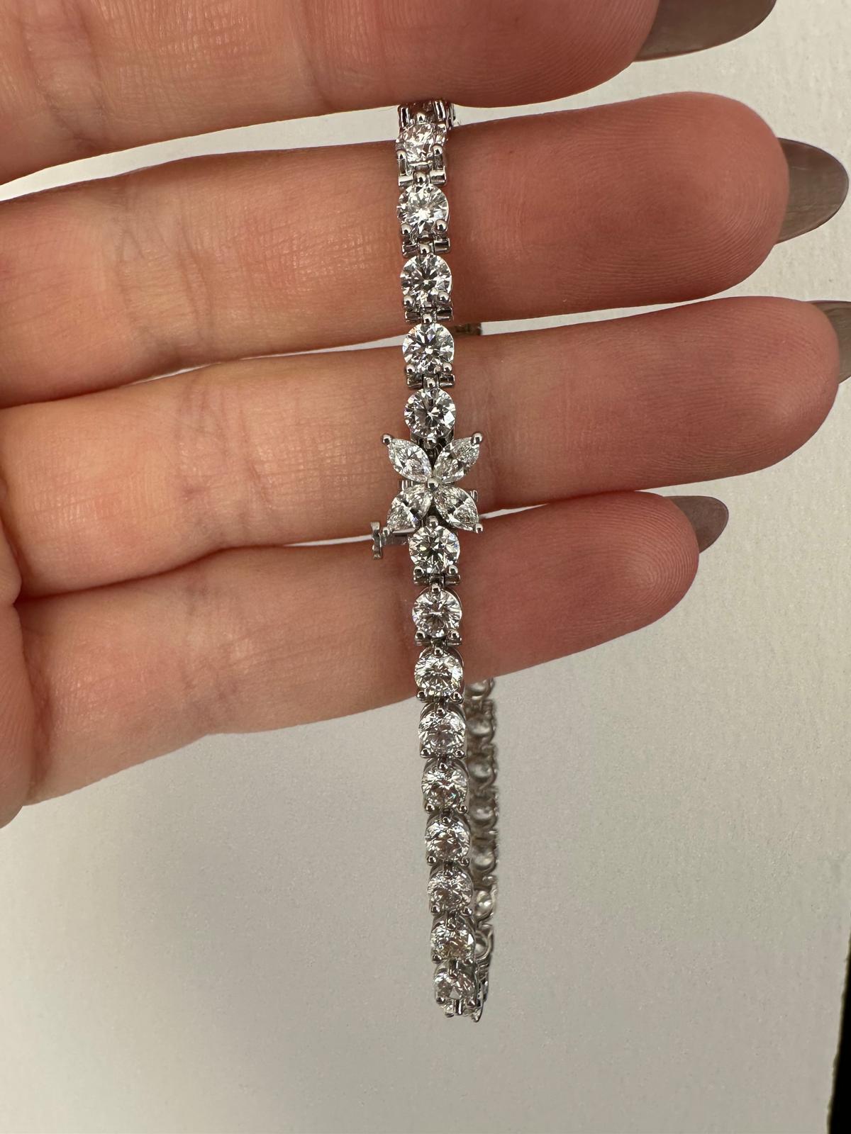 Round Cut Tiffany Co Victoria Platinum Diamond Bracelet 7 inch For Sale