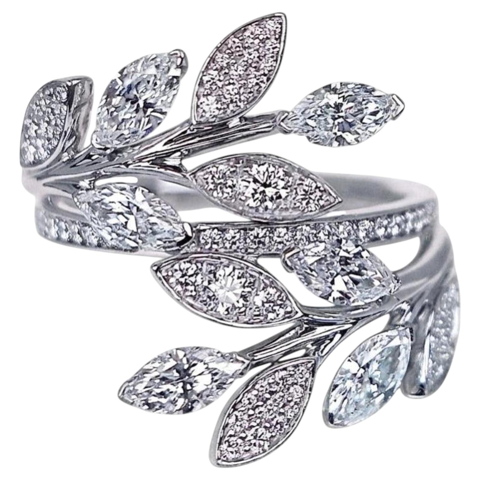 Tiffany & Co. Anillo «Bypass» Victoria de platino y diamantes