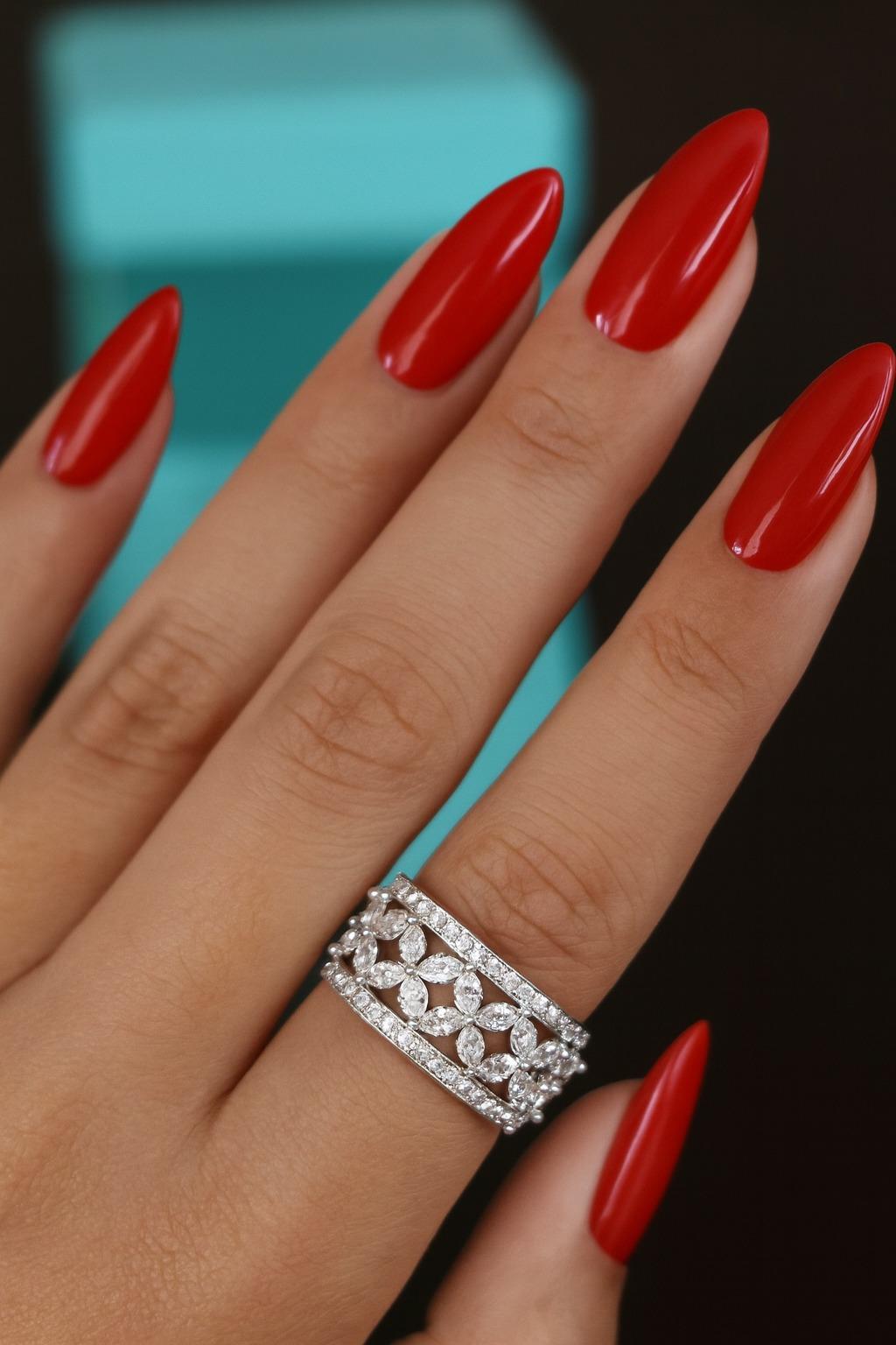 Tiffany & Co. Victoria Platin Marquise Runde Diamant Band Ring (Rundschliff) im Angebot