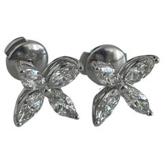 Minipendientes Tiffany Co Victoria de platino con diamantes 