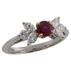 TIFFANY & CO. Victoria Anillo Rubí Diamante Platino 51
