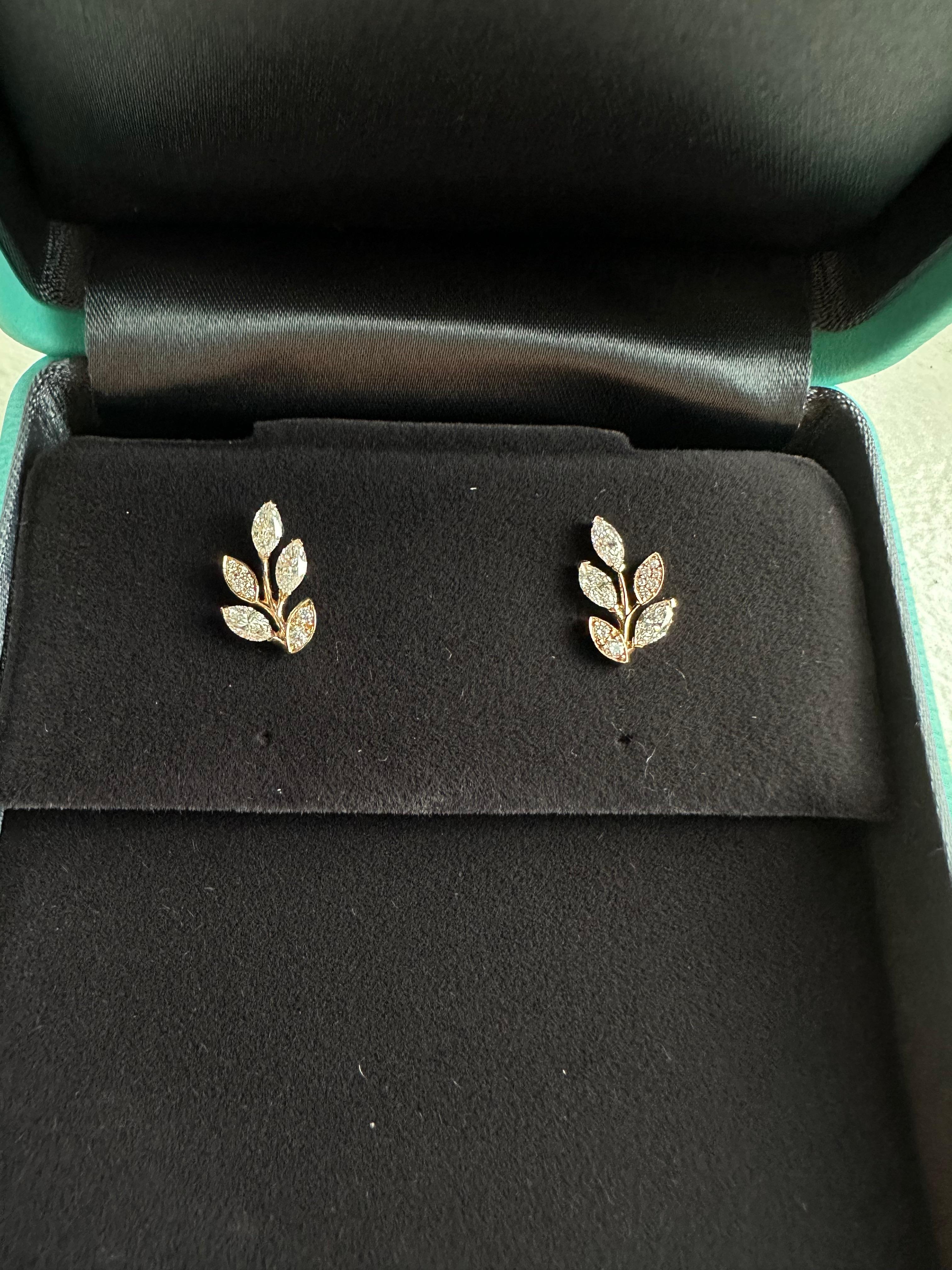 Tiffany Co Victoria Vine rose 18k gold earrings  In Excellent Condition In New York, NY