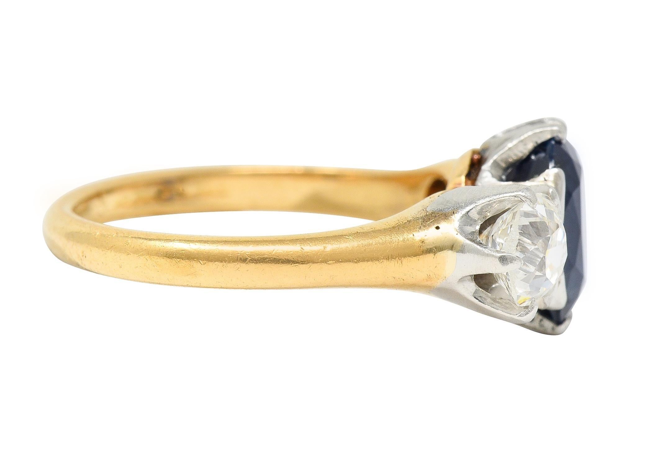 Tiffany & Co. Viktorianischer 18 Karat Ring aus Platin mit 2,48 Karat Saphir und Diamant, GIA (Ovalschliff) im Angebot