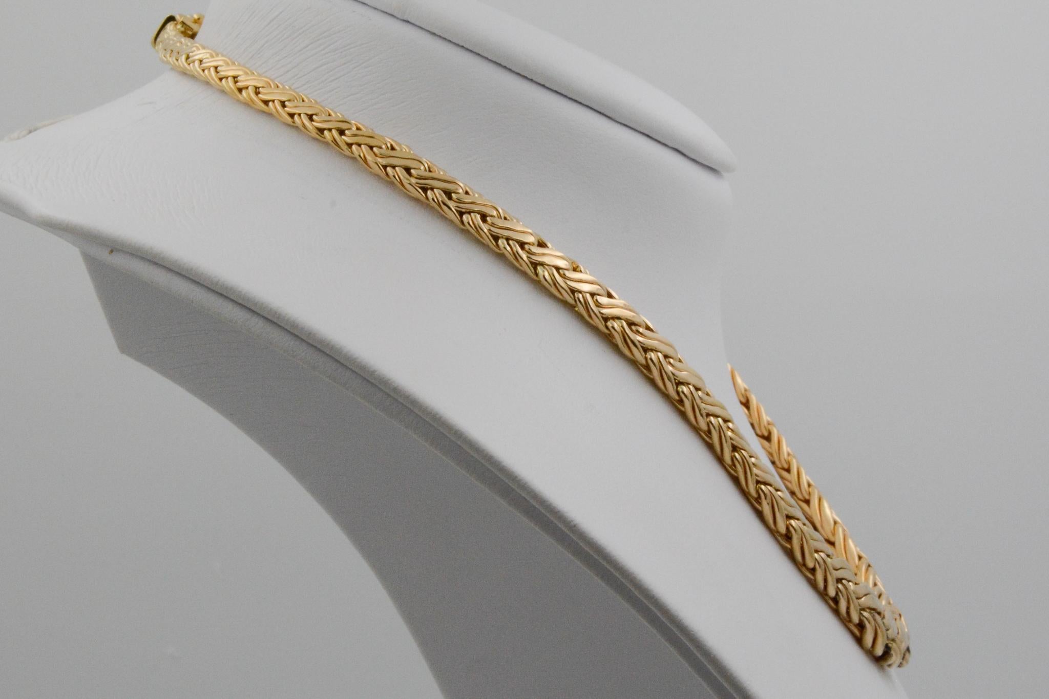 Tiffany & Co. Vintage 14 Karat Byzantine Graduated Necklace 1
