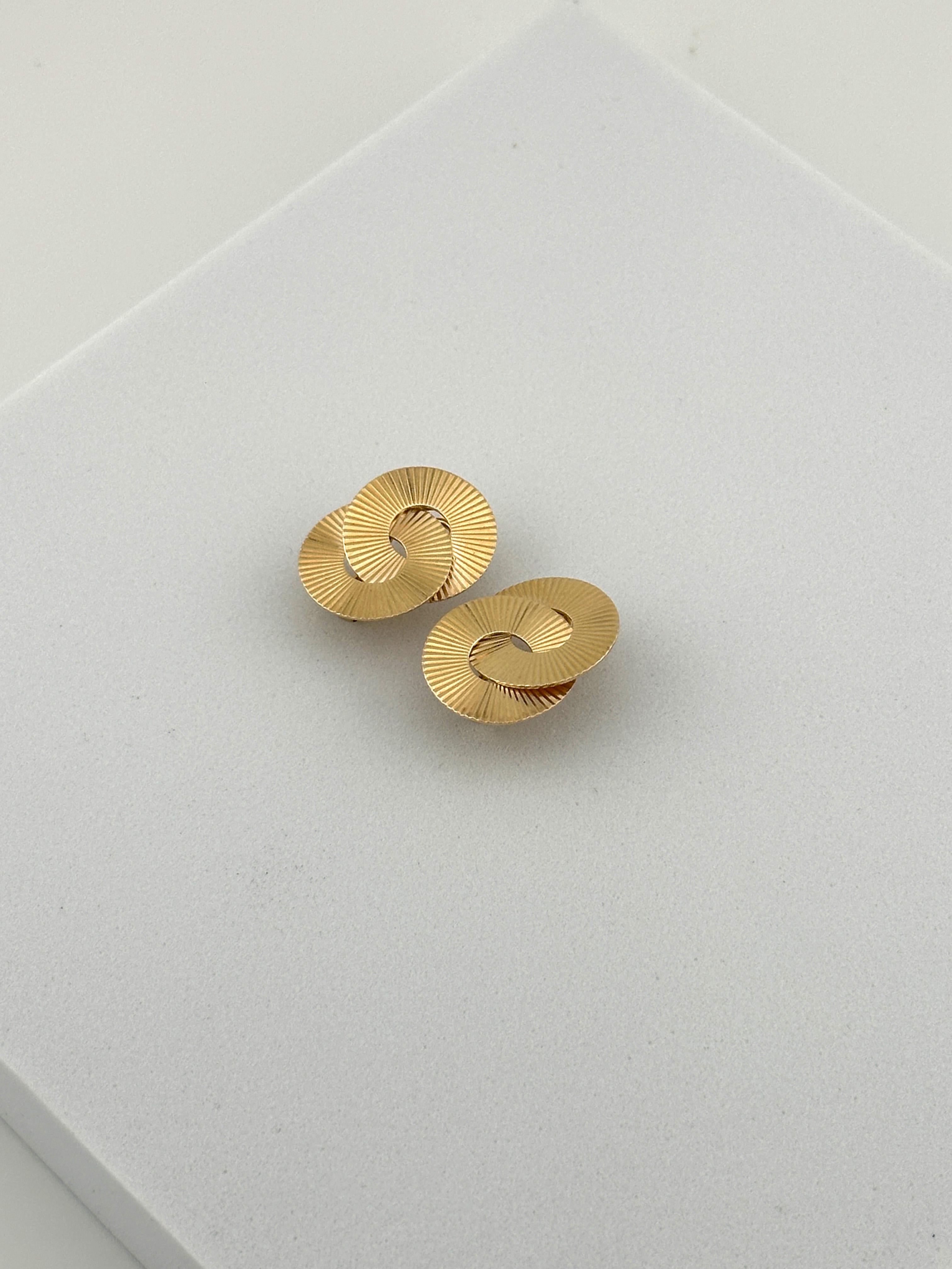 Women's Tiffany & Co. Vintage 14K Yellow Gold Circle Ribbon Earrings For Sale