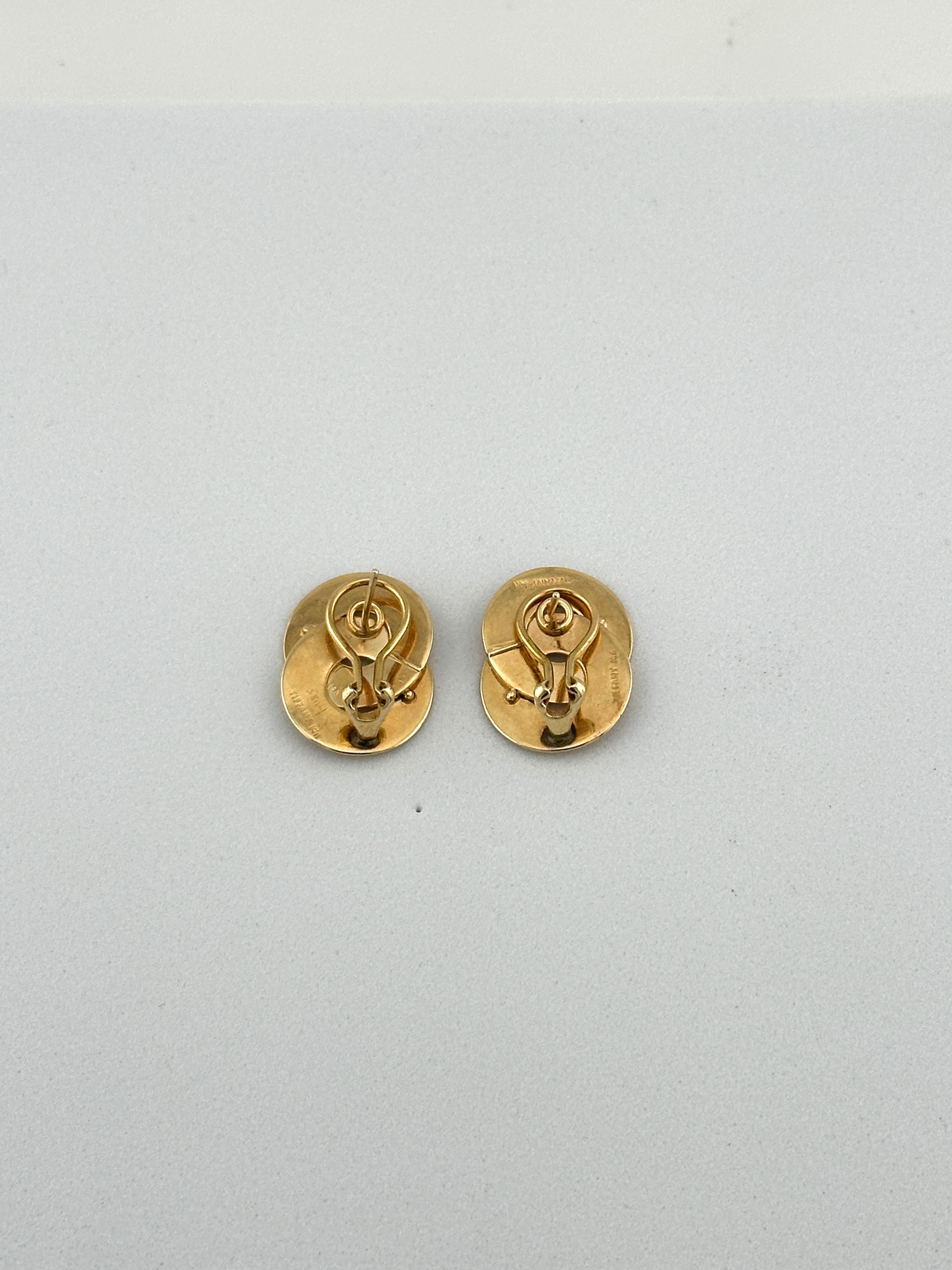 Tiffany & Co. Vintage 14K Yellow Gold Circle Ribbon Earrings For Sale 4