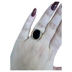 TIFFANY & CO. Vintage 14k Yellow Gold & Onyx Signet Ring