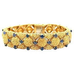 Tiffany & Co. Vintage 18 Karat Yellow Gold Blue Sapphire Quilted Link Bracelet 
