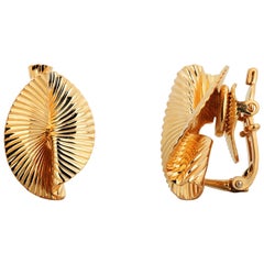 Tiffany Co Vintage 18 Karat Gelbgold geriffelte Twirl Clip-Ohrringe auf 1,00 Zoll Ohrringe