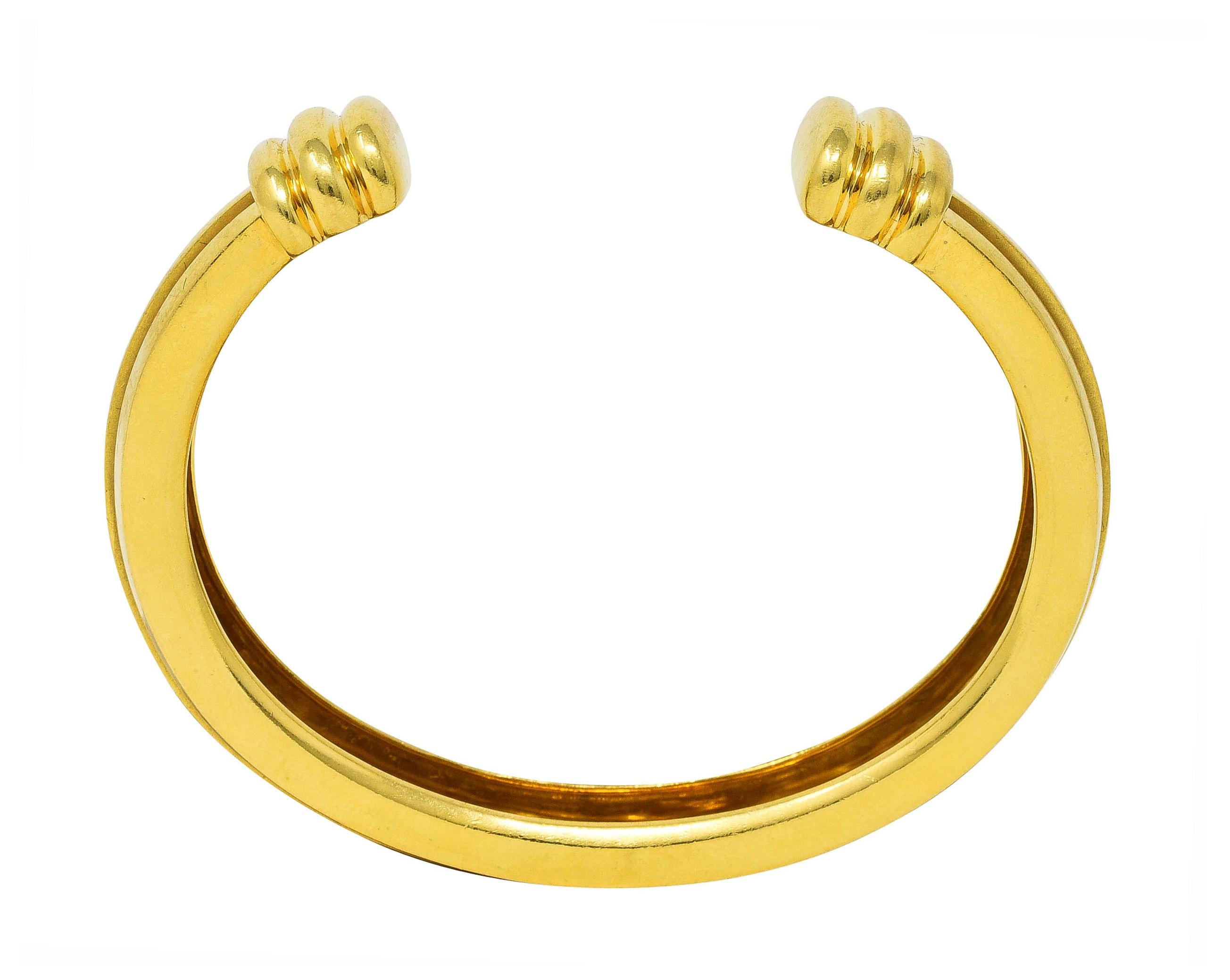 Tiffany & Co. Vintage 18 Karat Yellow Gold Grooved Atlas Cuff Bracelet In Excellent Condition In Philadelphia, PA