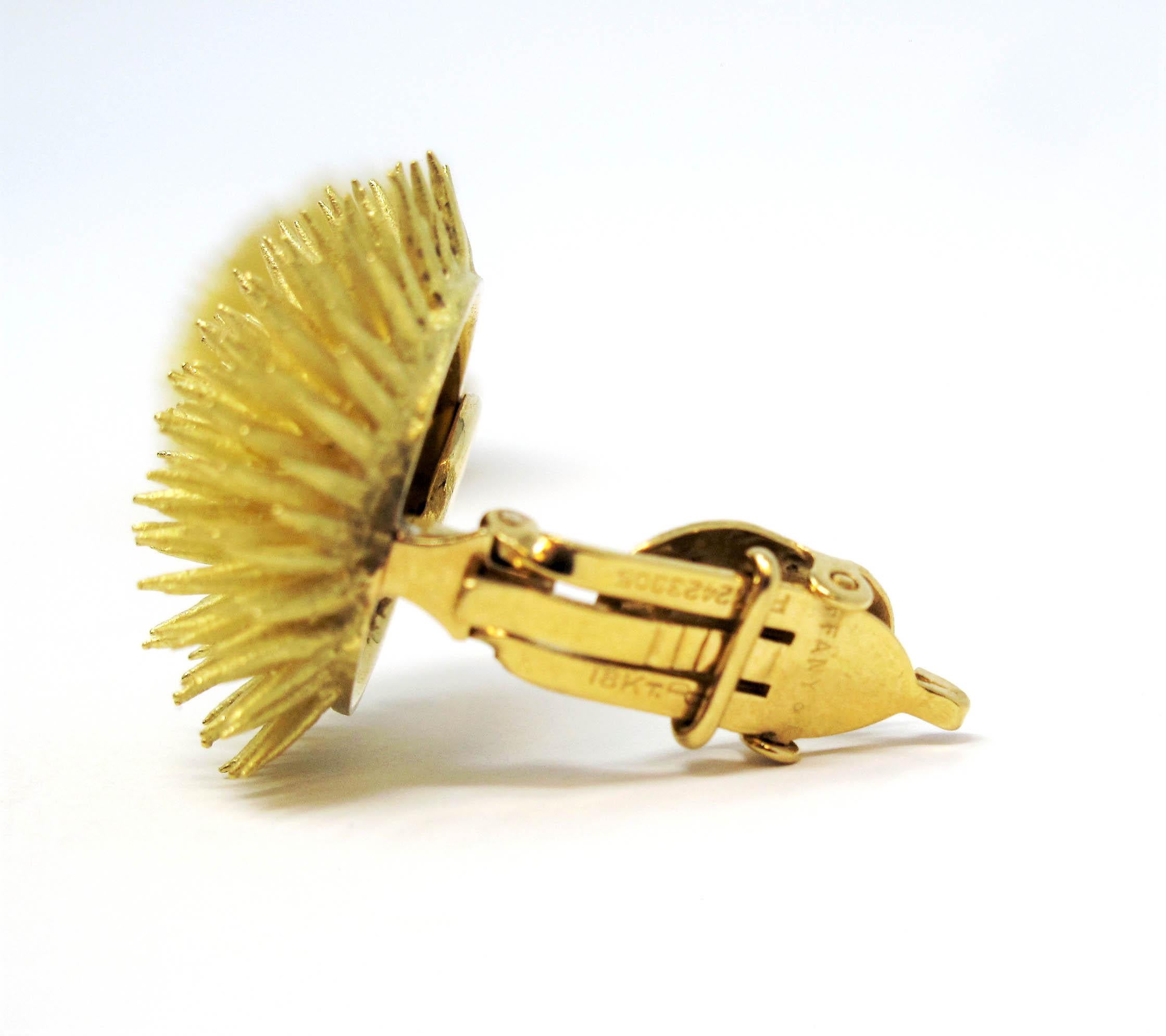 Tiffany & Co. Vintage 18 Karat Yellow Gold Sea Urchin Dome Non-Pierced Earrings In Good Condition In Scottsdale, AZ