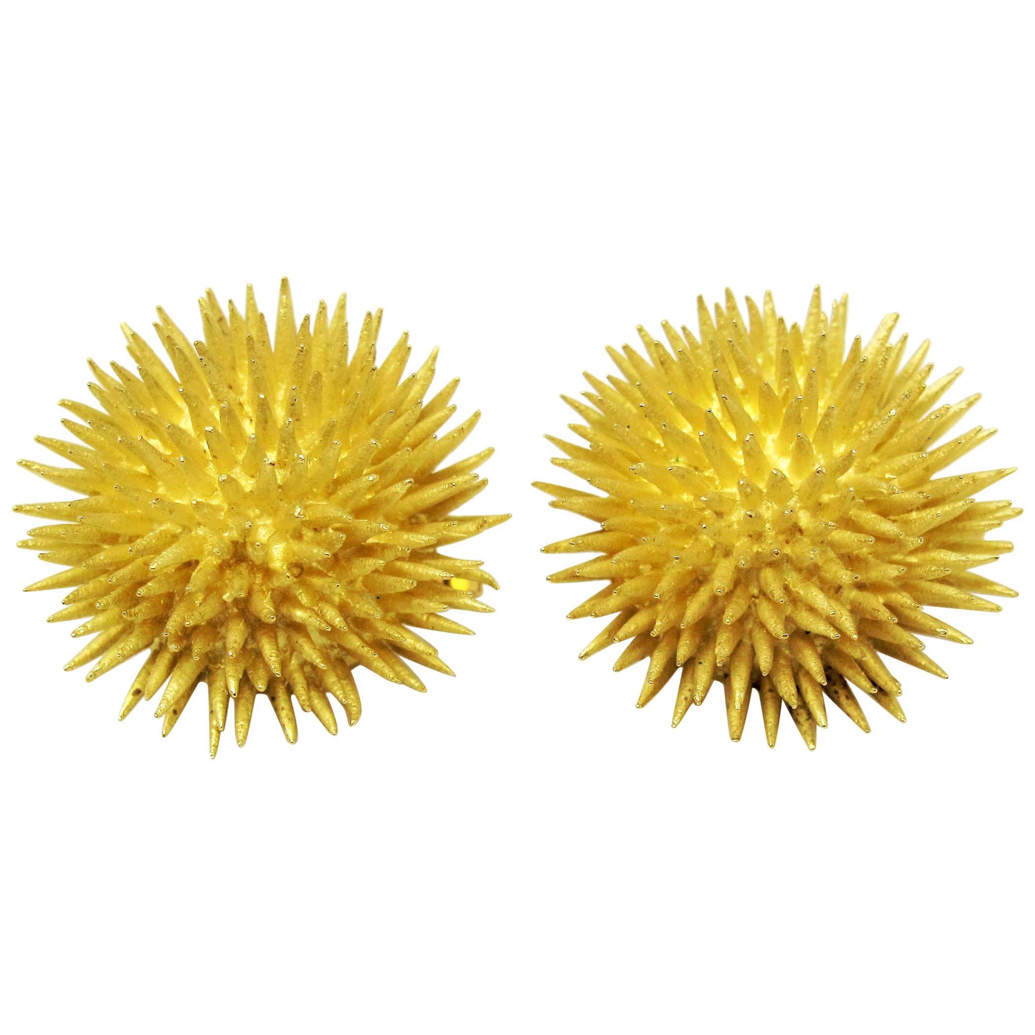 Tiffany & Co. Vintage 18 Karat Yellow Gold Sea Urchin Dome Non-Pierced Earrings