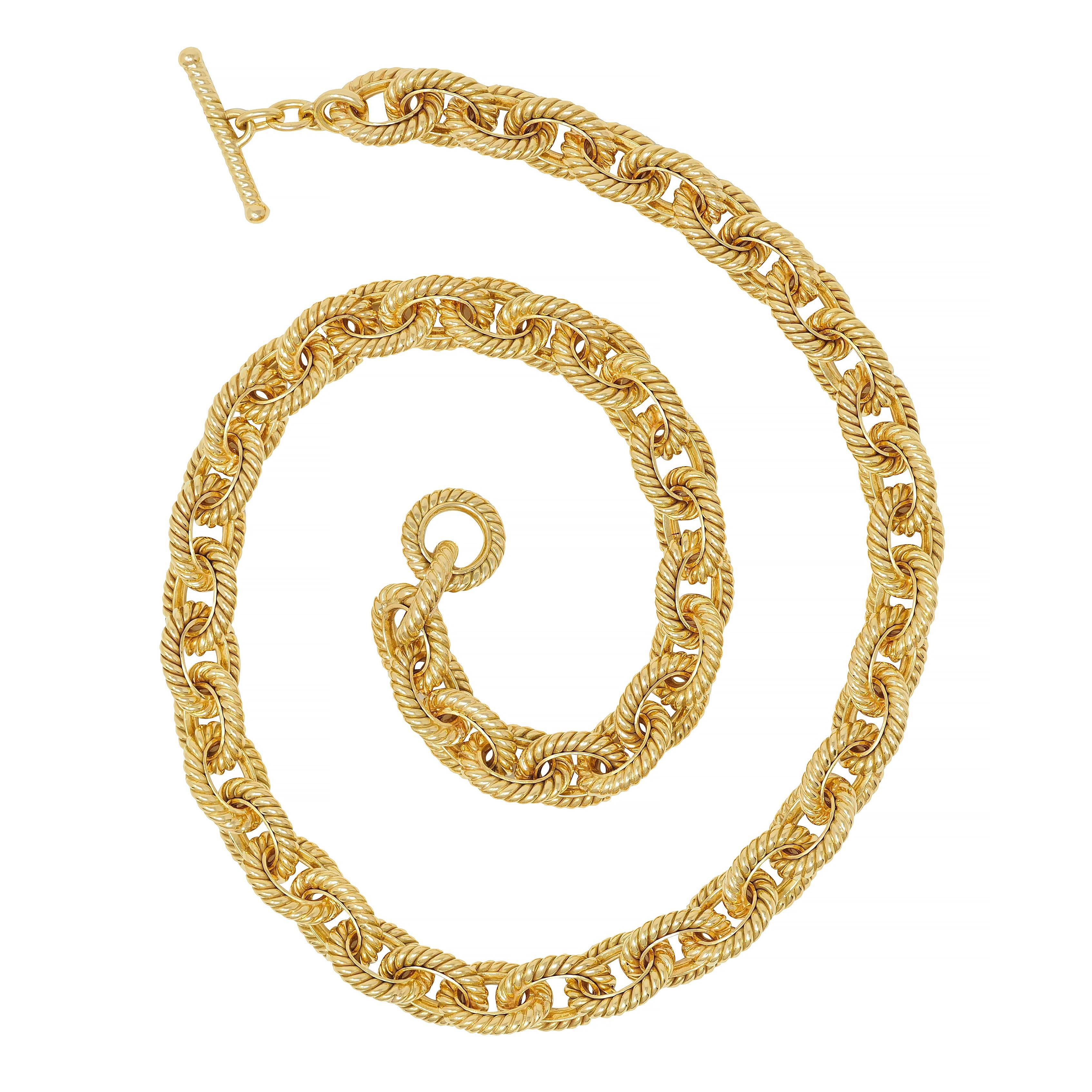 Entworfen als 10,0 mm Gelbgold-Kabelgliederkette 
Die Glieder sind tief gerillt mit gedrehtem Seilmotiv 
Abschluss mit Knebelverschluß
Gestempelt mit italienischen Prüfzeichen für 18 Karat Gold
Vollständig signiert für Tiffany & Co, Italien
Circa: