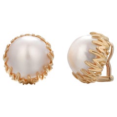 Tiffany Co Vintage 18k Gold 20MM Mabe Pearl Earrings 0.80 Inch Timeless Elegance