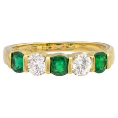 Tiffany 
Co. Vintage 18K Yellow Gold Emerald and Diamond 5 Stone Band Ring 4mm
