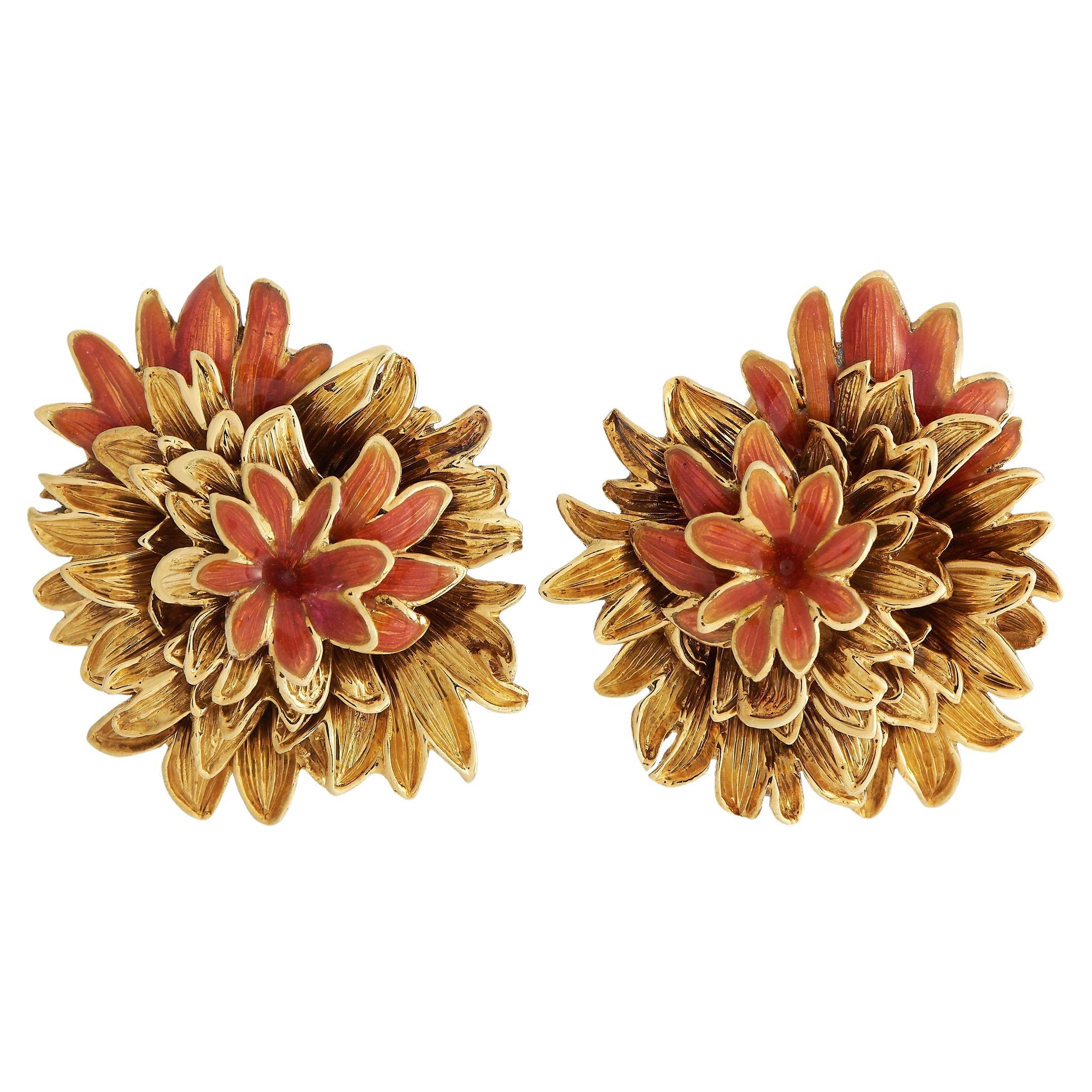 Tiffany & Co. Vintage 18K Yellow Gold Enamel Flower Clip-On Earrings For Sale