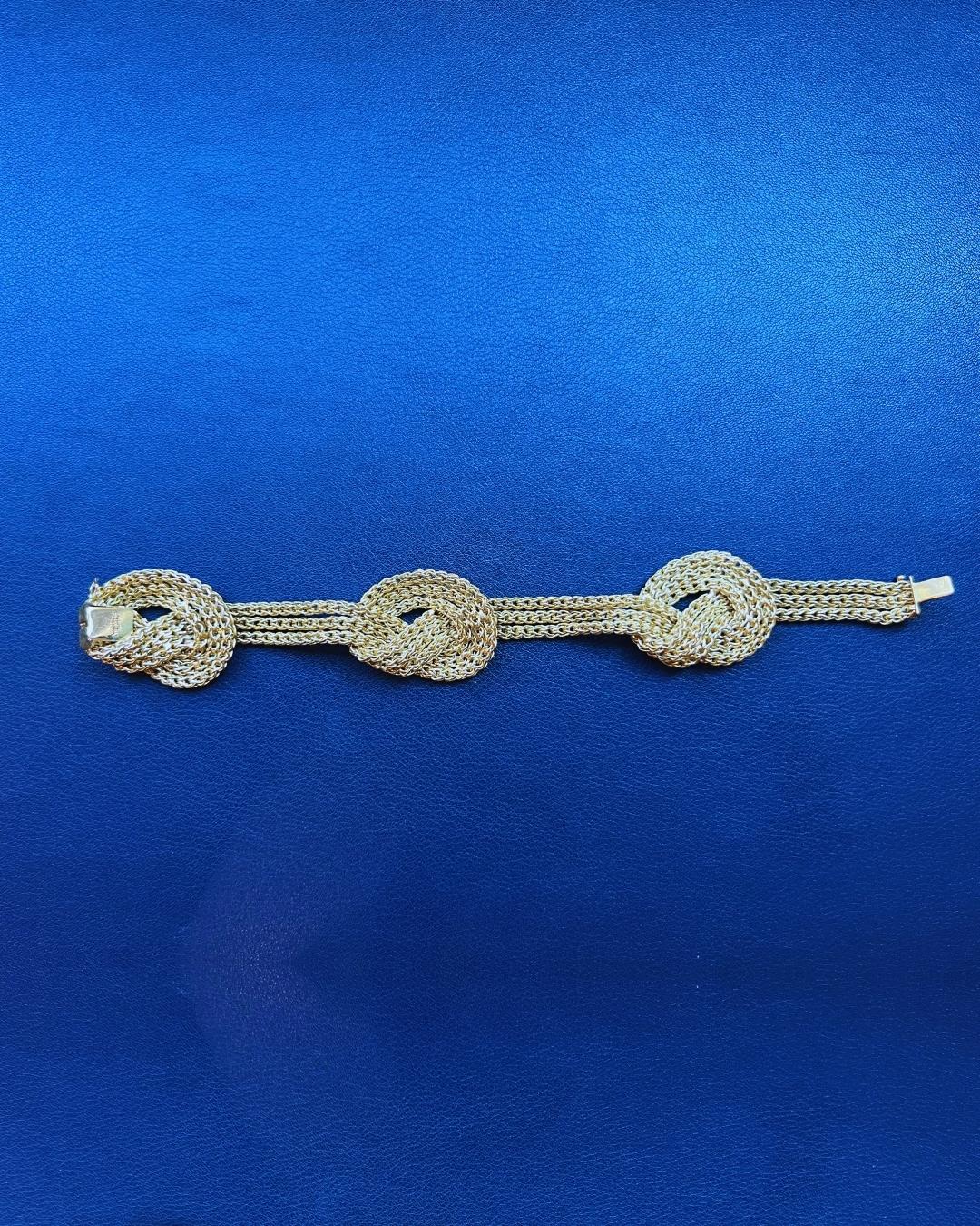 Tiffany & Co. Vintage 18K Yellow Gold Knot Bracelet For Sale 1