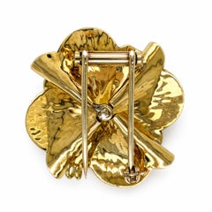 TIFFANY & CO. Vintage 1960s Textured 18K Gold Emerald & Diamond Flower Brooch