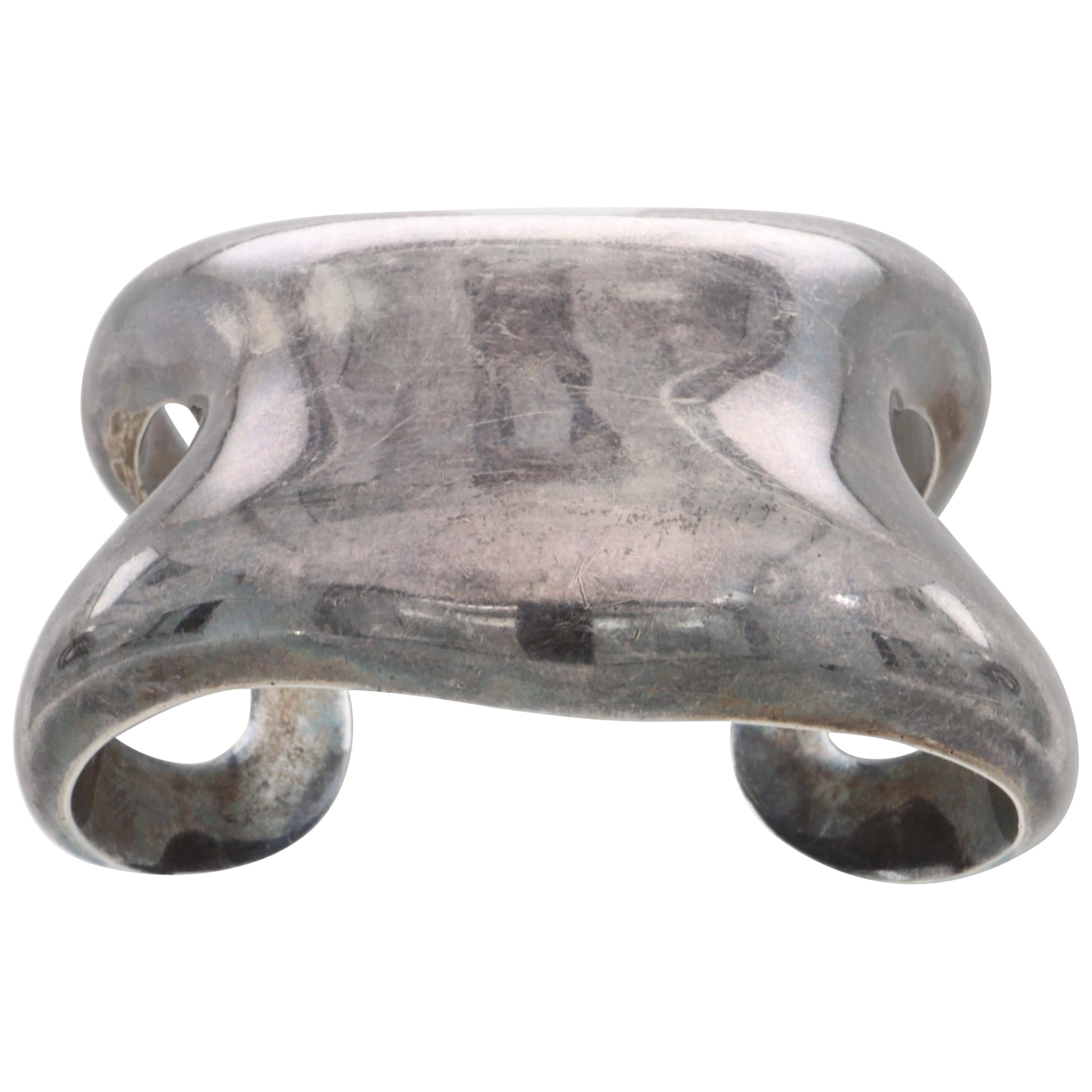 Tiffany & Co. Vintage 1975 Peretti Sterling Silver 925 Bone Cuff Small