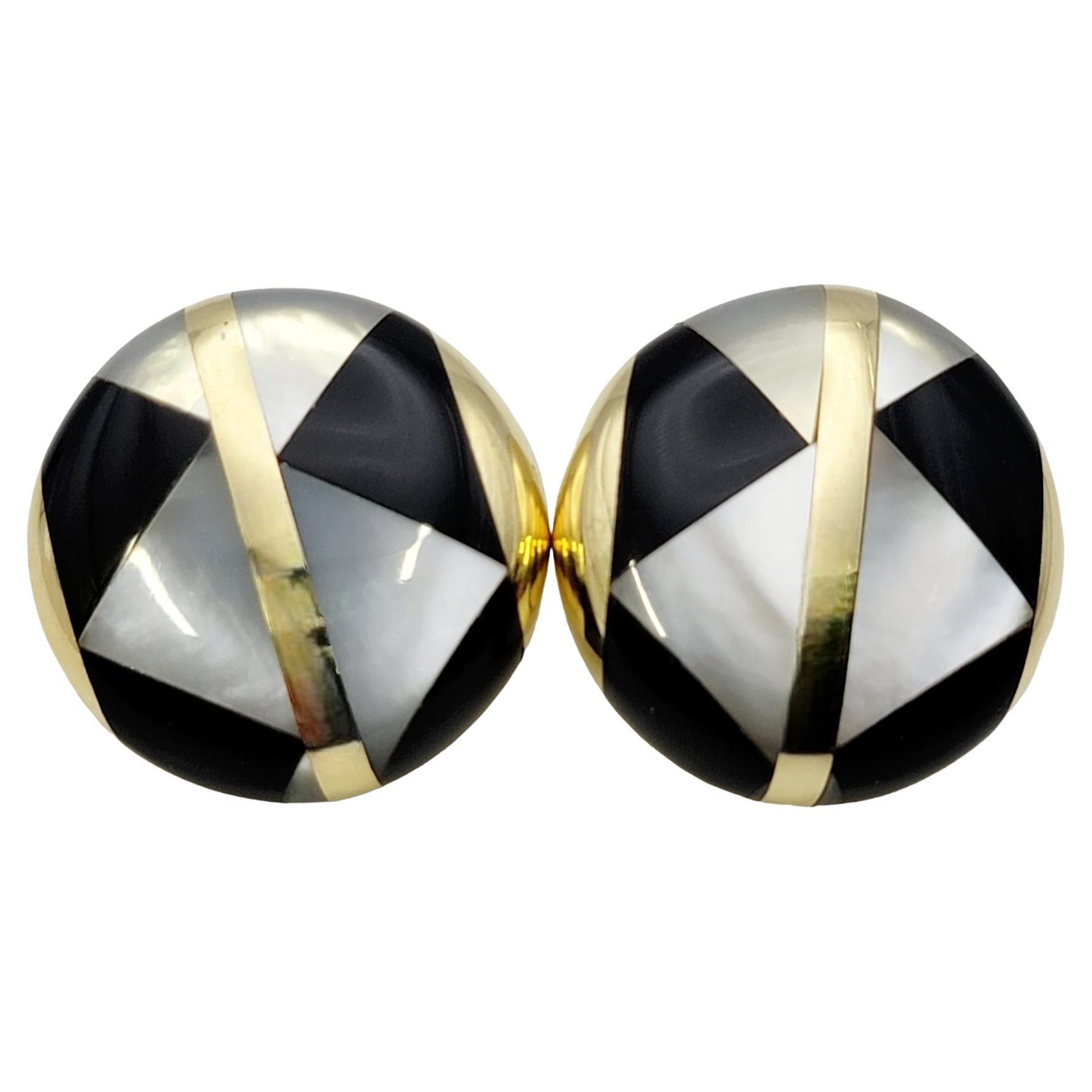 Tiffany & Co. Vintage 1980's Geometric Black and White Clip-On Disc Earrings  For Sale