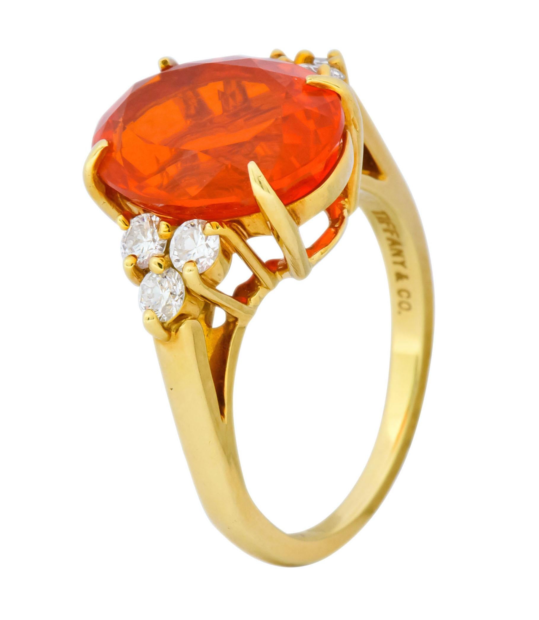 Women's or Men's Tiffany & Co. Vintage 4.86 Carat Fire Opal Diamond 18 Karat Gold Ring