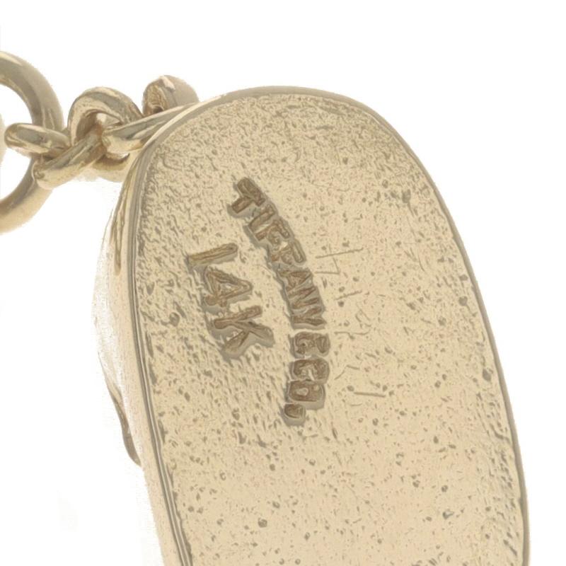 Tiffany & Co Vintage Baby Shoes Charm Yellow Gold 14k Infant Walkers First Steps In Excellent Condition In Greensboro, NC