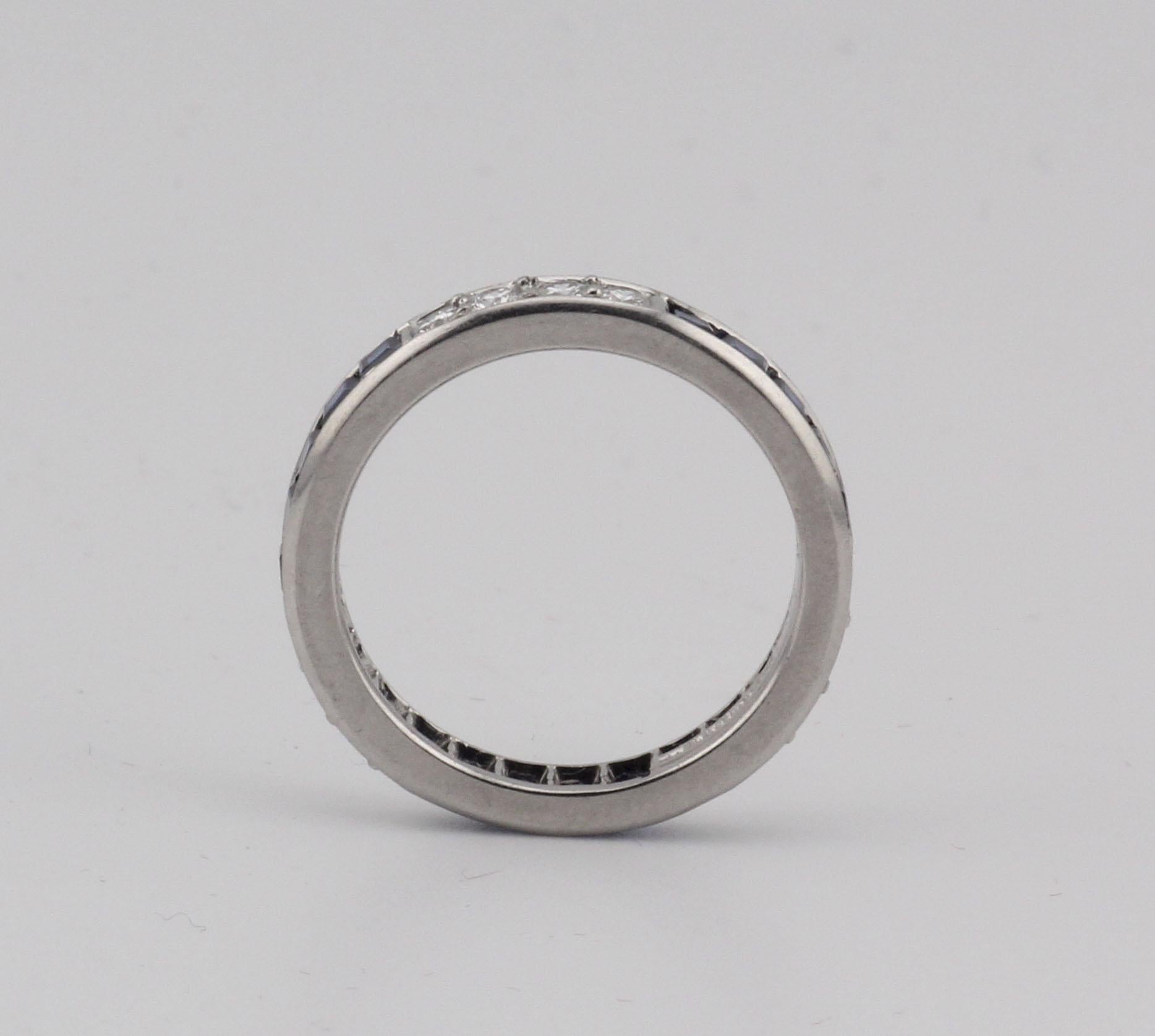 Femenino o masculino Tiffany & Co. Vintage Diamante Cuadrado Zafiro Platino Anillo de la Eternidad Tamaño 5.75