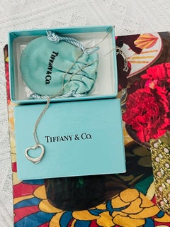 Tiffany & Co Vintage Elsa Peretti Iconic Heart Love Silver Pendant Necklace