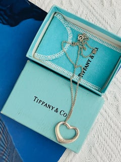 Collar Tiffany & Co Vintage Elsa Peretti Love Corazón Abierto Plata 22 mm Mediana