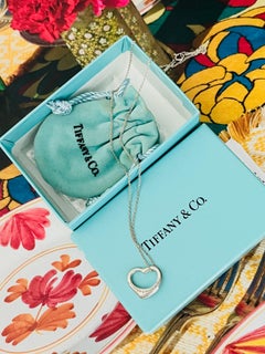 Tiffany & Co Vintage Elsa Peretti Open Heart Love Silver Pendant Necklace 16 mm