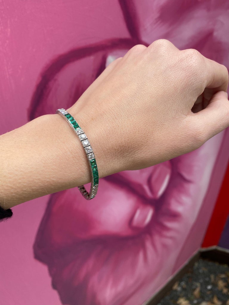 Tiffany and Co. Vintage Emerald and Diamond Platinum Tennis Bracelet