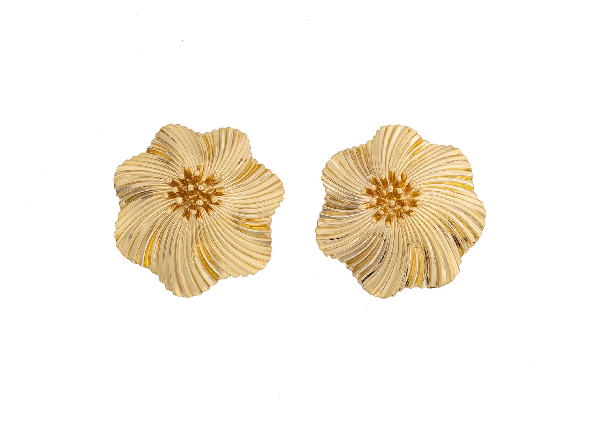 vintage floral earrings