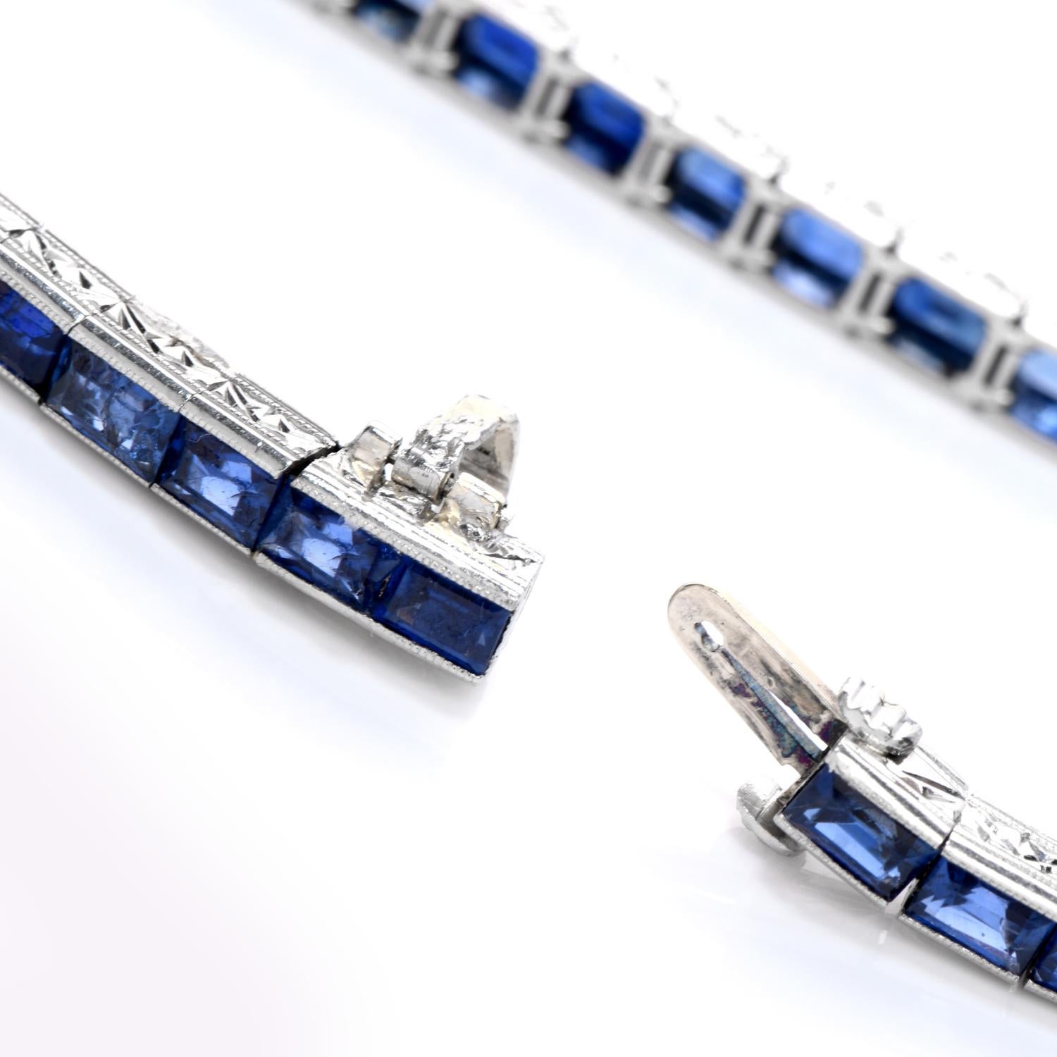 Platin-Tennisarmband mit GIA-zertifiziertem, unbehandeltem Saphir, Stufenschliff, Vintage im Zustand „Hervorragend“ in Miami, FL
