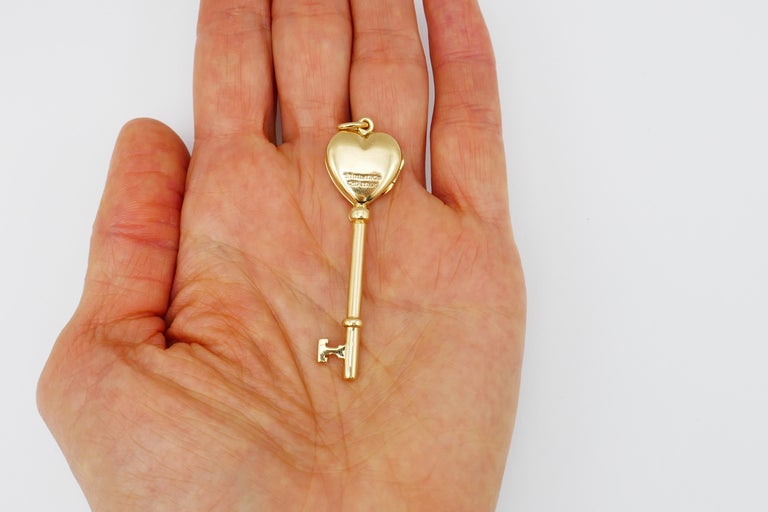 Tiffany & Co. Vintage Gold Heart Key Locket Pendant For Sale 3
