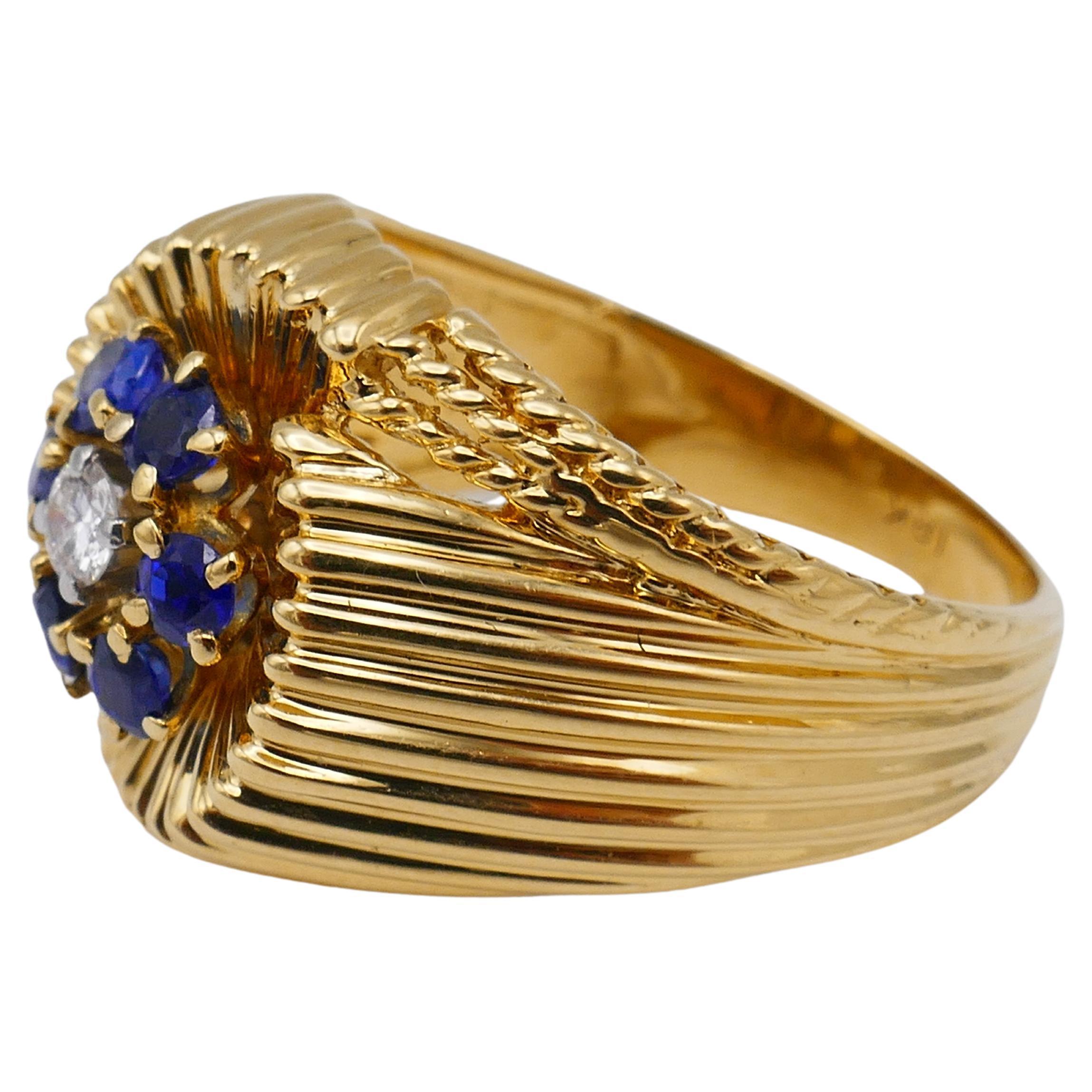 Round Cut Tiffany & Co. Vintage Gold Sapphire Diamond Cluster Ring