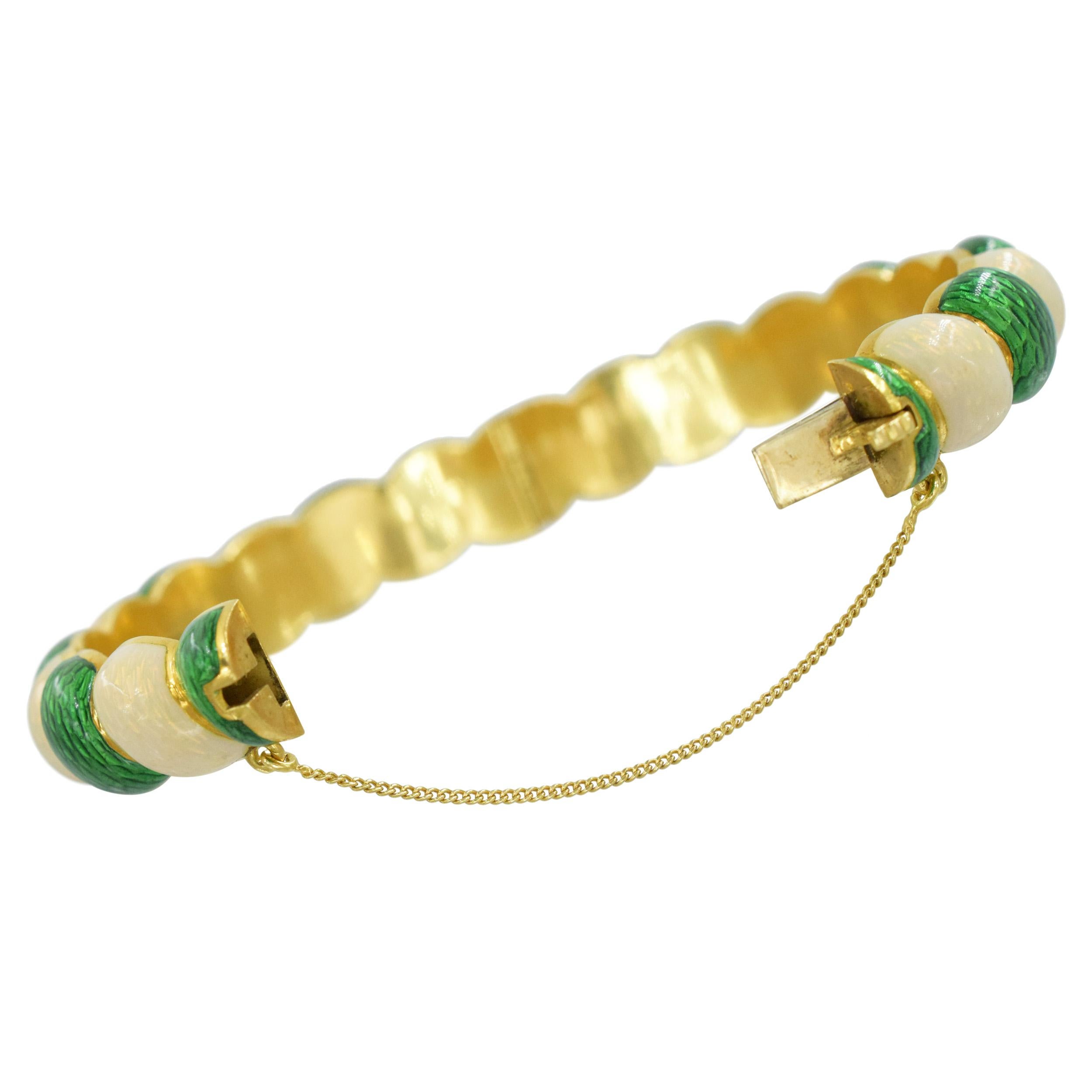 Tiffany & Co. Vintage Green and White Enamel Bracelet For Sale 3