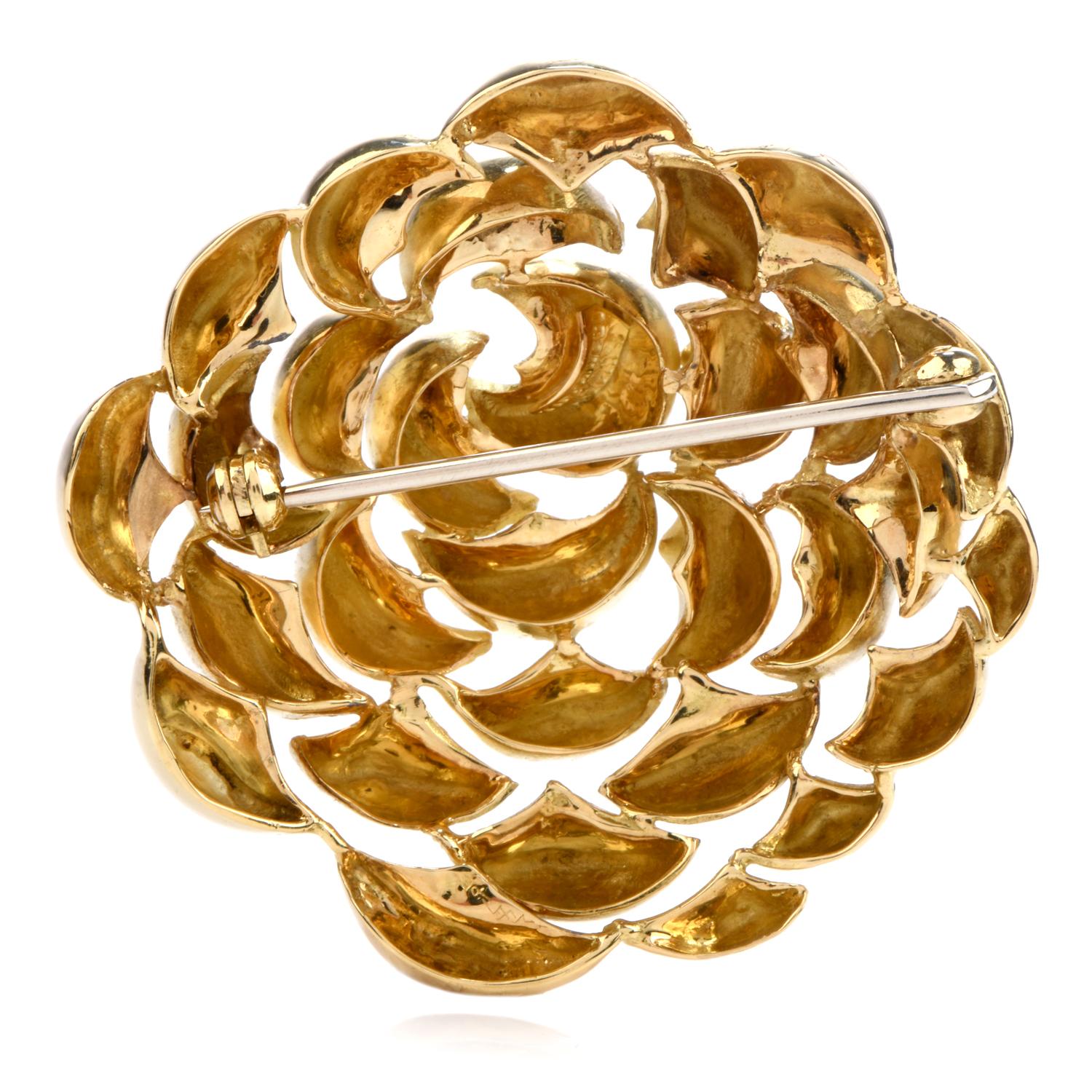 Retro Tiffany & Co. Vintage Italian 18 Karat Gold Large Flower Brooch Pin