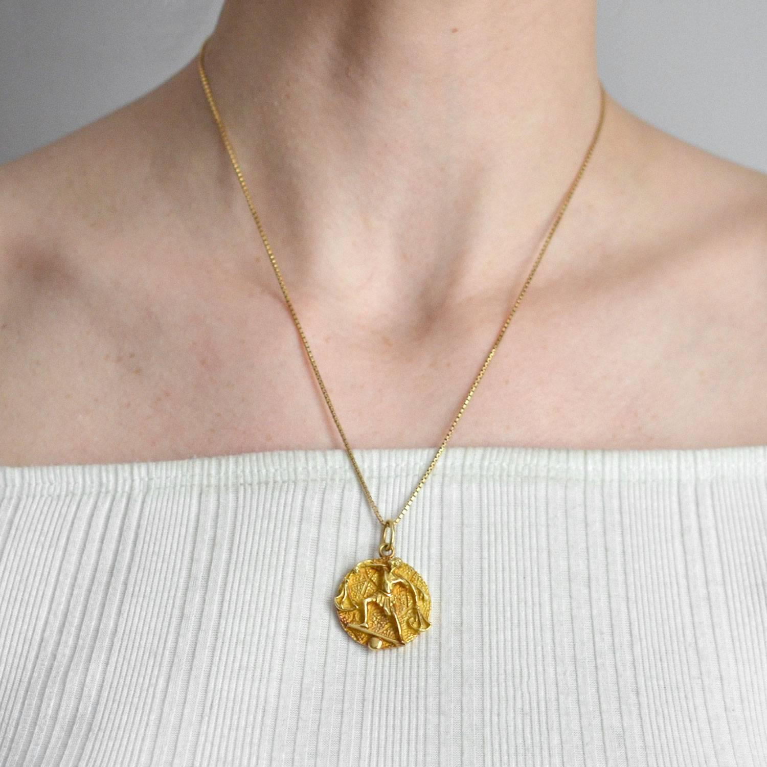 Women's or Men's Tiffany & Co. Vintage Libra Zodiac Gold Pendant Necklace