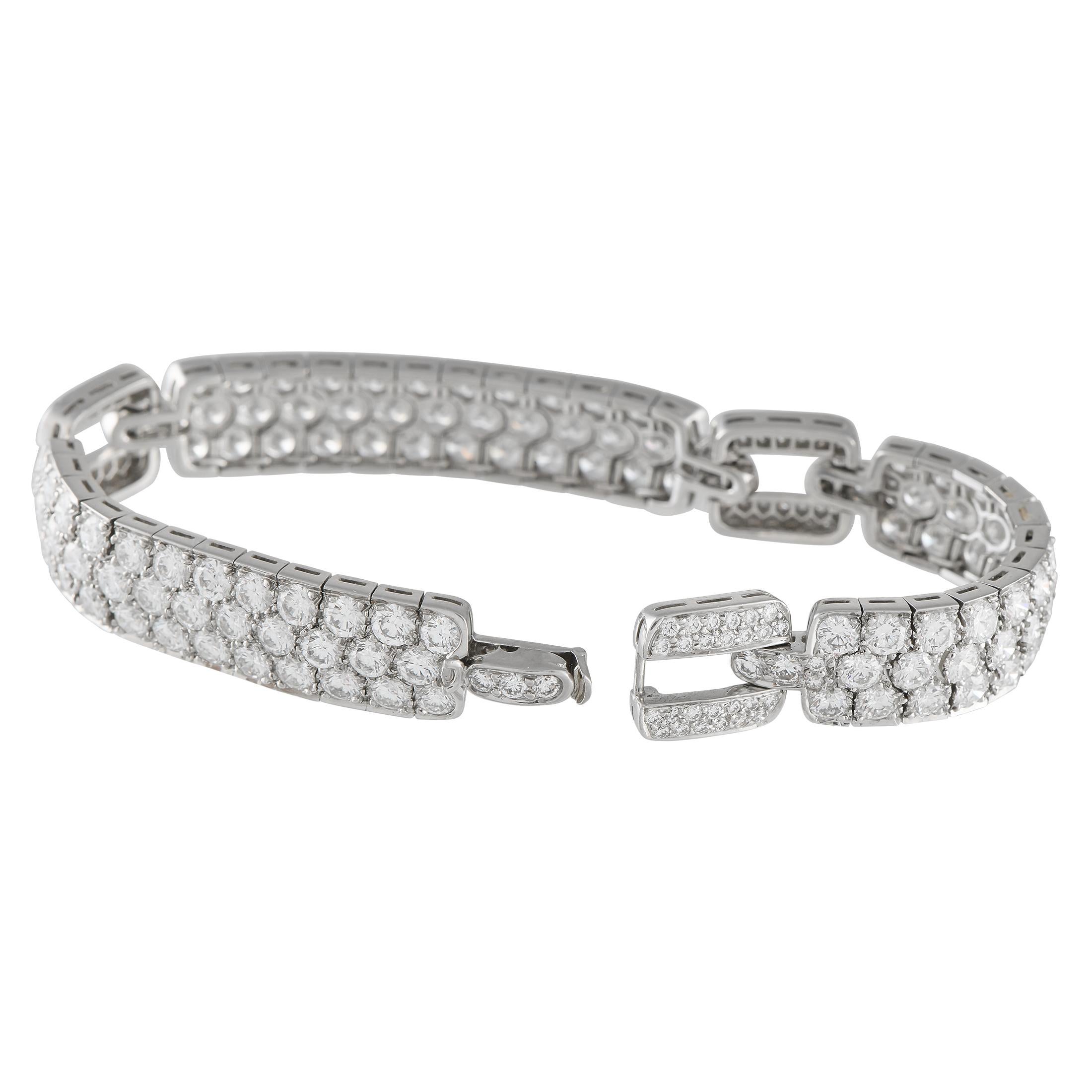 Tiffany & Co. Pulsera vintage de platino y diamantes 16,95 ct Corte redondo en venta