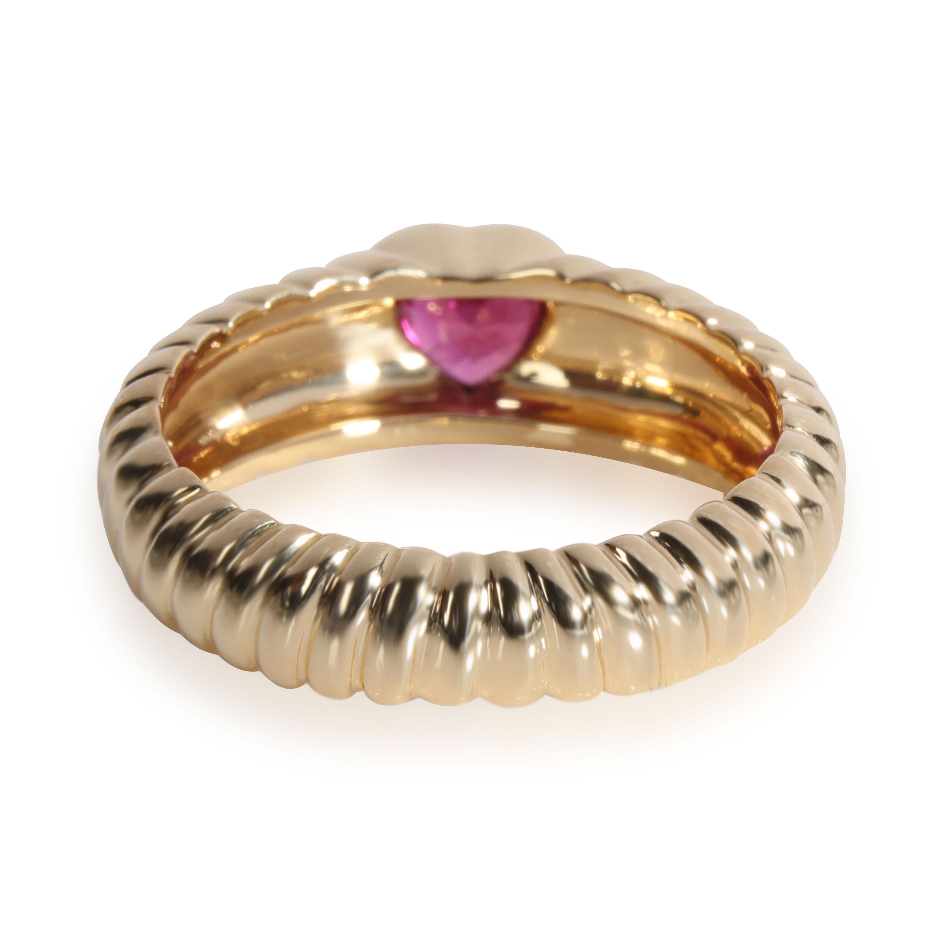 Tiffany & Co. Vintage Ruby Heart Ring in 18K Yellow Gold

Retails for 2,270 USD. In excellent condition and recently polished. Comes with Box.

SKU: 109777
Brand: Tiffany & Co.
Collection/Series: Vintage
Metal Type: Yellow Gold
Metal Purity: