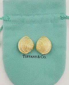 Tiffany & Co Vintage  Seashell Scallop Shell Omega Clip on Earrings